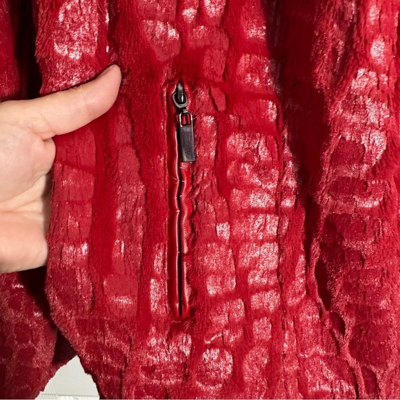 Adrienne Landau red faux fur 2X coat, snakeskin pattern, fall, autumn - Picture 3 of 13